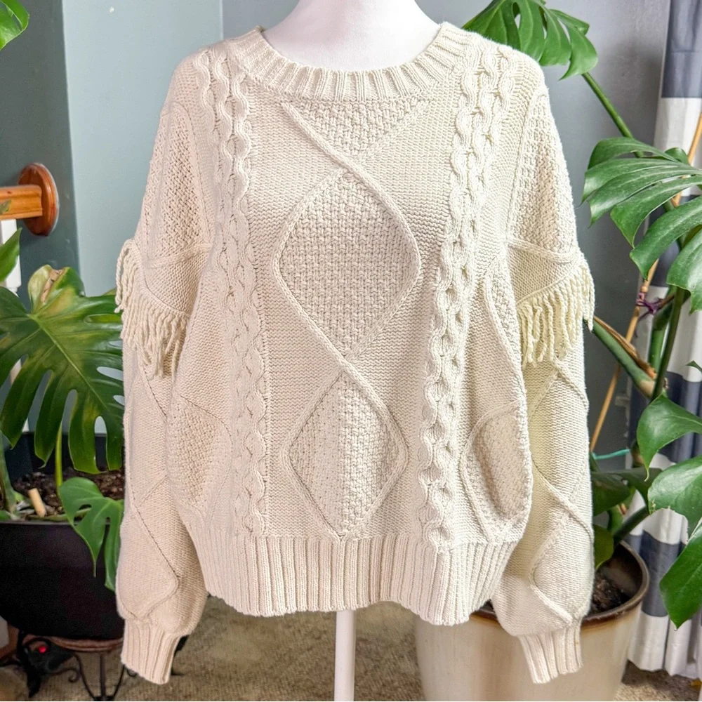 Promesa Textured Knit Cream Sweater